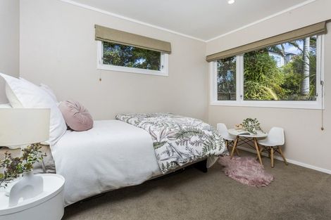 Photo of property in 9 Nicholson Place, Hillcrest, Auckland, 0627