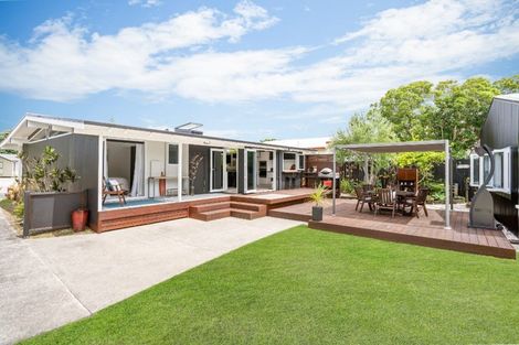 Photo of property in 106 Patuwai Drive, Whangamata, 3620
