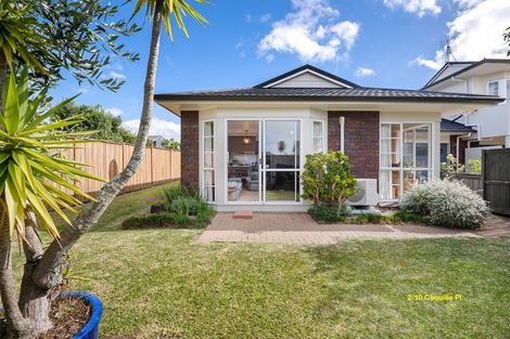 Photo of property in 1/10 Coquille Place, Half Moon Bay, Auckland, 2012