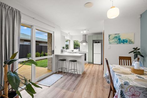 Photo of property in 8a Janet Street, Upper Riccarton, Christchurch, 8041