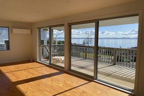 Photo of property in 57 Pacific Parade, Army Bay, Whangaparaoa, 0930