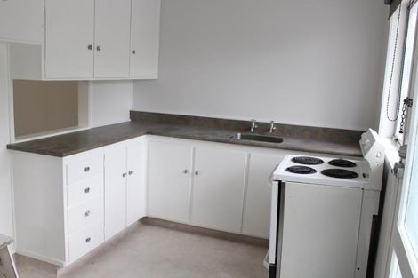 Photo of property in 7/38 Edmonton Road, Henderson, Auckland, 0612