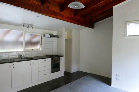 Photo of property in 1/9 Seaton Road, Murrays Bay, Auckland, 0630
