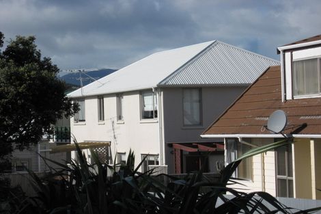 Photo of property in 131 Queens Drive, Lyall Bay, Wellington, 6022