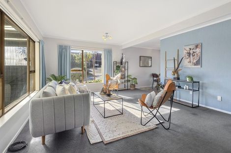 Photo of property in 85 Churton Drive, Churton Park, Wellington, 6037