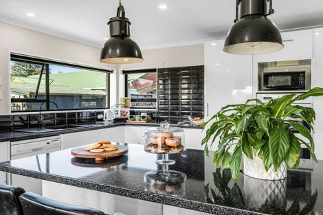 Photo of property in 1 Mathew Street, Dannevirke, 4930
