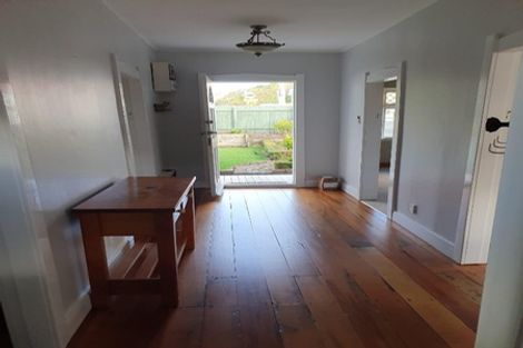 Photo of property in 22 Chamberlain Road, Karori, Wellington, 6012