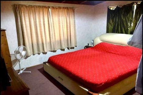 Photo of property in 55 Don Buck Road, Massey, Auckland, 0614