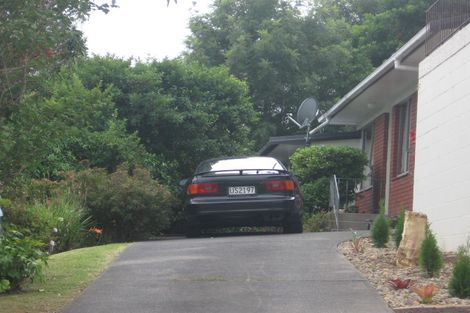 Photo of property in 1/11 Lancelot Place, Glenfield, Auckland, 0629