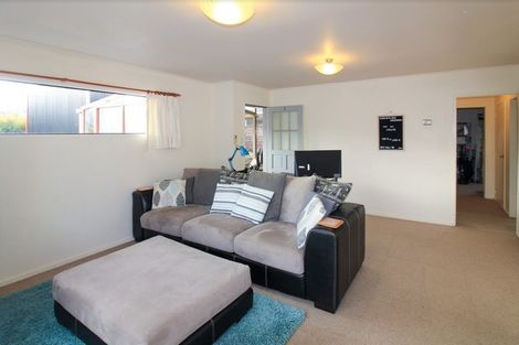 Photo of property in 28a Farm Road, Northland, Wellington, 6012