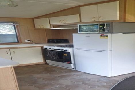 Photo of property in 210 Lake Road, Northcote, Auckland, 0627