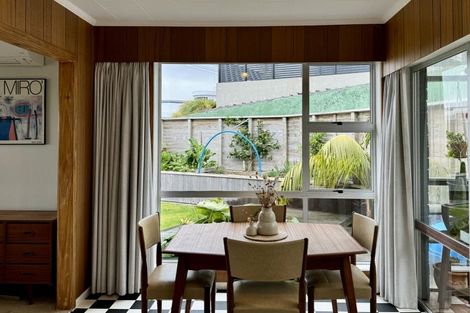 Photo of property in 3 Findlay Street, Moturoa, New Plymouth, 4310