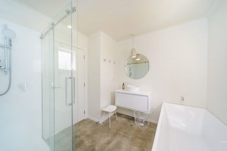 Photo of property in 12a Belvedere Crescent, Takaro, Palmerston North, 4412