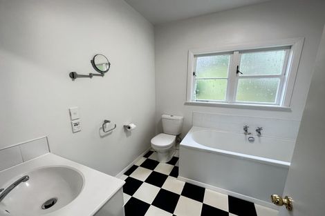 Photo of property in 169 Broderick Road, Johnsonville, Wellington, 6037