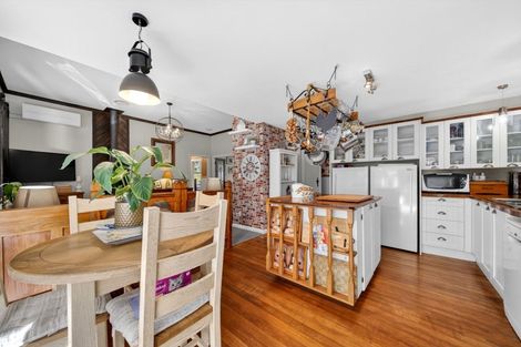 Photo of property in 85558 State Highway 2, Mount Bruce, Masterton, 5881