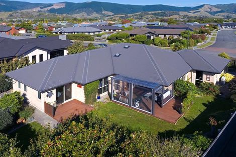 Photo of property in 4 Ruth Taylor Avenue, Stoke, Nelson, 7011