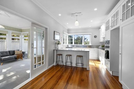 Photo of property in 1/187 Carrington Street, Lower Vogeltown, New Plymouth, 4310