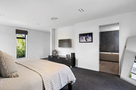 Photo of property in 18 Quarters Place, Halswell, Christchurch, 8025