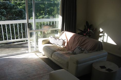 Photo of property in 15a Rakeiora Grove, Korokoro, Lower Hutt, 5012