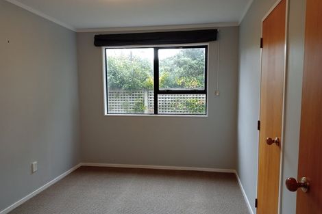 Photo of property in 32b Sailmaker Close, Whitby, Porirua, 5024