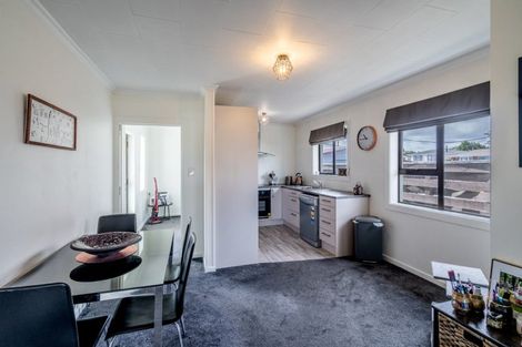 Photo of property in 93 Regent Street, Newfield, Invercargill, 9812