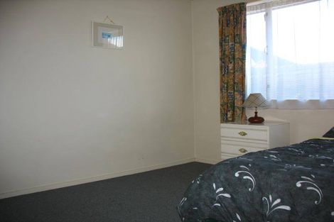 Photo of property in 2/115 Canon Street, Edgeware, Christchurch, 8013