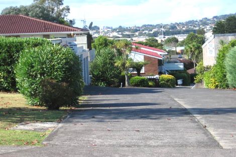 Photo of property in 2/16 Willerton Avenue, New Lynn, Auckland, 0600