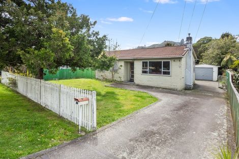 Photo of property in 49 Main Road, Wainuiomata, Lower Hutt, 5014