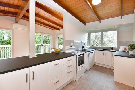 Photo of property in 2127 East Coast Road, Stillwater, Silverdale, 0993