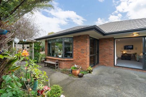 Photo of property in 6 Nimmo Avenue, Waikanae, 5036