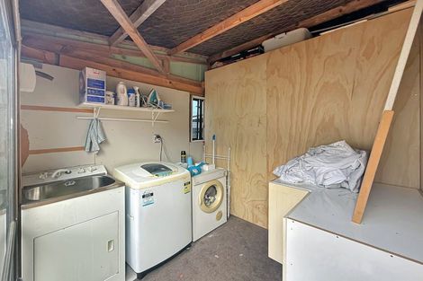 Photo of property in 38 Invergarry Road, Hilltop, Taupo, 3330