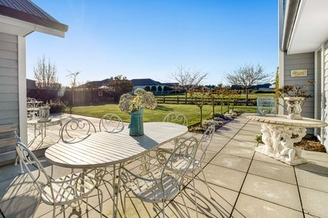 Photo of property in 5 Westmere Mews, West Melton, 7618