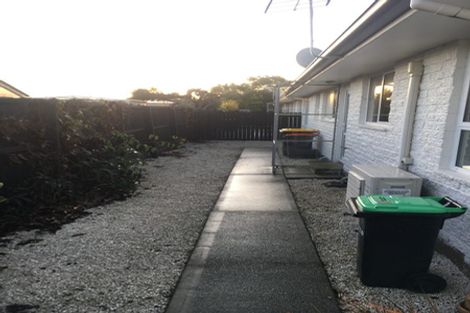 Photo of property in 2/7b Camrose Place, Ilam, Christchurch, 8041