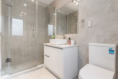 Photo of property in 139 Grove Road, Papakura, 2110