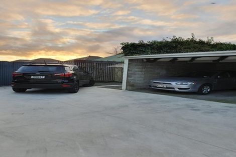 Photo of property in 73 Fairfield Avenue, Addington, Christchurch, 8024