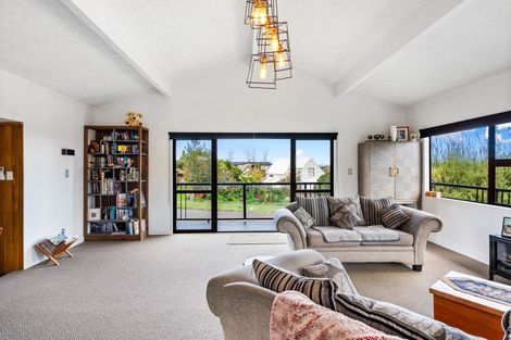 Photo of property in 6 Cumberland Rise, Taradale, Napier, 4112