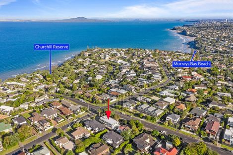 Photo of property in 1/2 Rothesay Bay Road, Rothesay Bay, Auckland, 0630