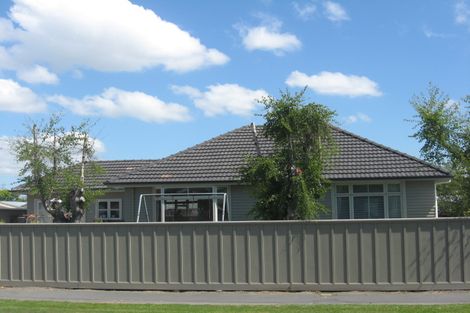Photo of property in 2/221 Harewood Road, Bishopdale, Christchurch, 8053