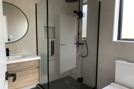 Photo of property in 28 Holcroft Street, Papakura, 2110