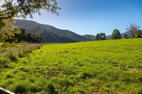 Photo of property in 888 Queen Charlotte Drive, Linkwater, 7281