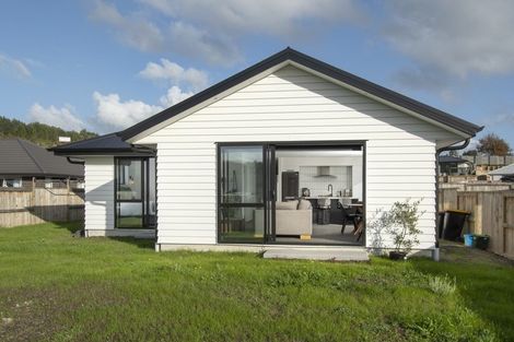 Photo of property in 22 Pakanga Grove, Pyes Pa, Tauranga, 3112