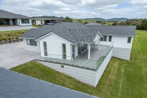 Photo of property in 36 Admiralty Drive, Haruru, 0204