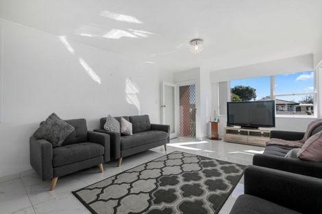 Photo of property in 3/8 Russell Road, Manurewa, Auckland, 2102