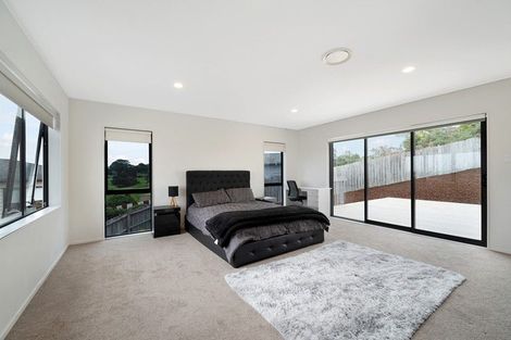 Photo of property in 55 Platinum Rise, Ranui, Auckland, 0612