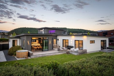 Photo of property in 67 Infinity Drive, Wanaka, 9305