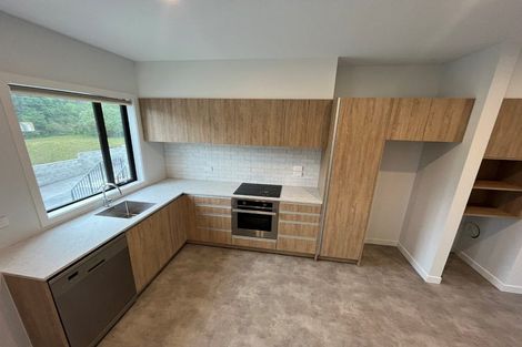 Photo of property in 23u4 Middleton Road, Johnsonville, Wellington, 6037