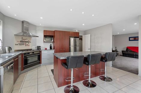 Photo of property in 15 Mataroa Place, Parklands, Christchurch, 8083