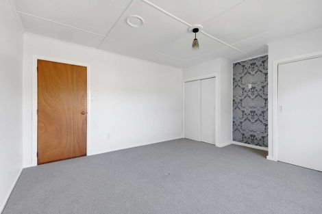 Photo of property in 20 Whakapaki Street, Urenui, 4375