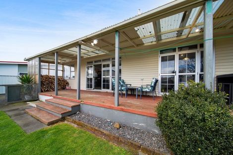 Photo of property in 37 Vogel Street, Hawera, 4610