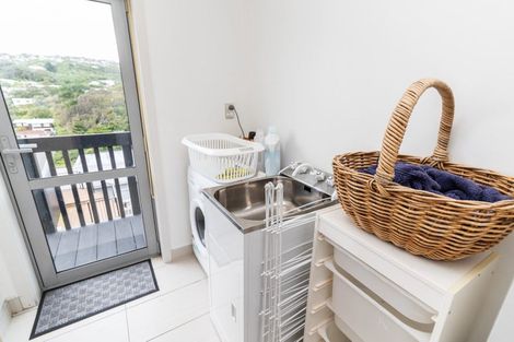 Photo of property in 48a Bassett Road, Johnsonville, Wellington, 6037